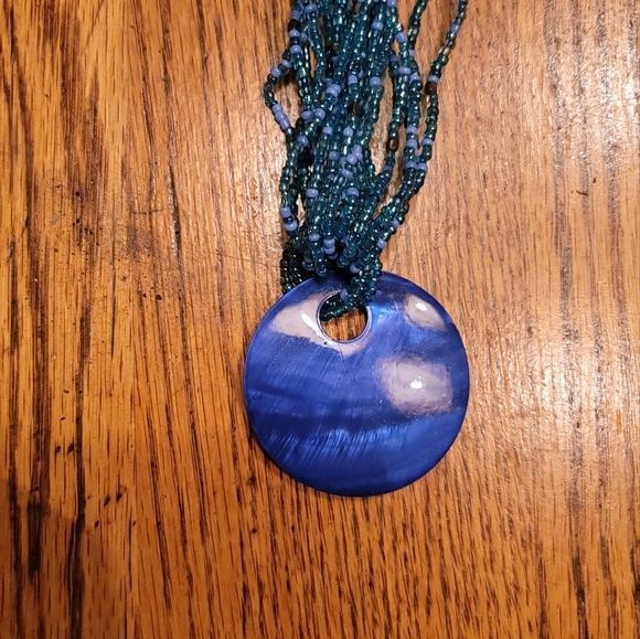 NWT Blue Green Disc Beaded Necklace Jewelry - Picture 3 of 4